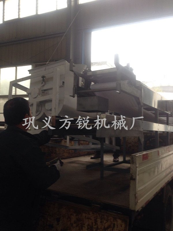 蒸汽涼皮機(jī)發(fā)貨現(xiàn)場