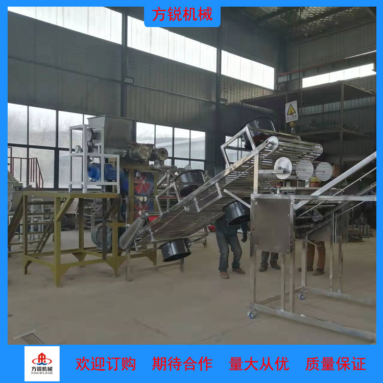  全自動(dòng)米線機(jī)生產(chǎn)線